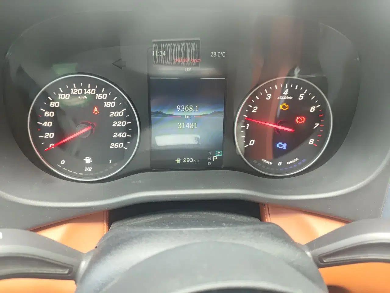 Mercedes-Benz Vito 2024 2.0T Elite Version 7 Seats — миниатюра 12