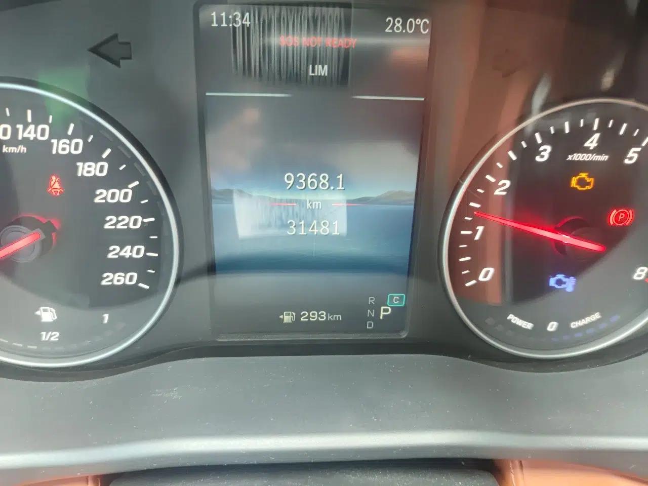 Mercedes-Benz Vito 2024 2.0T Elite Version 7 Seats — миниатюра 13