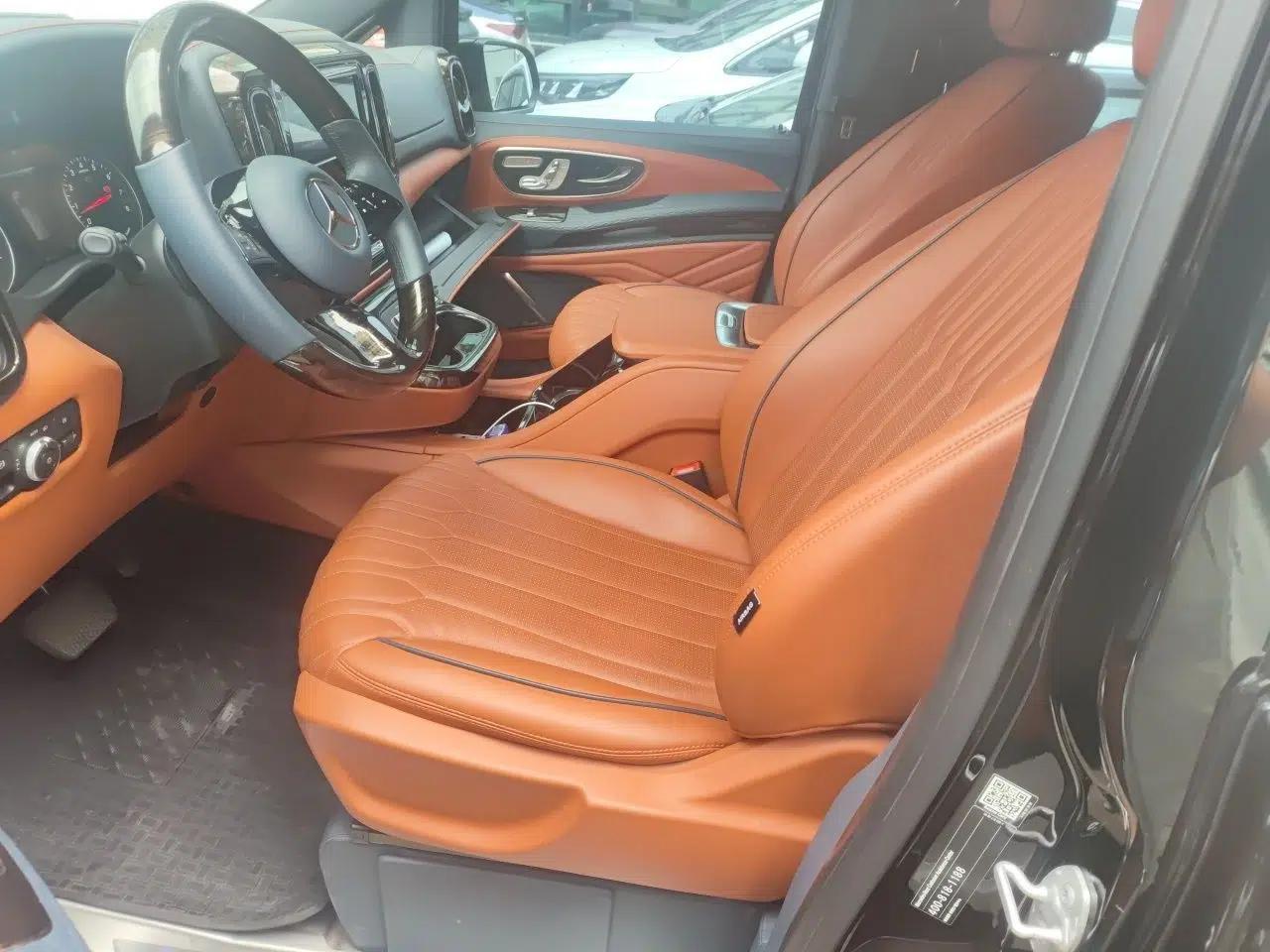 Mercedes-Benz Vito 2024 2.0T Elite Version 7 Seats — миниатюра 16