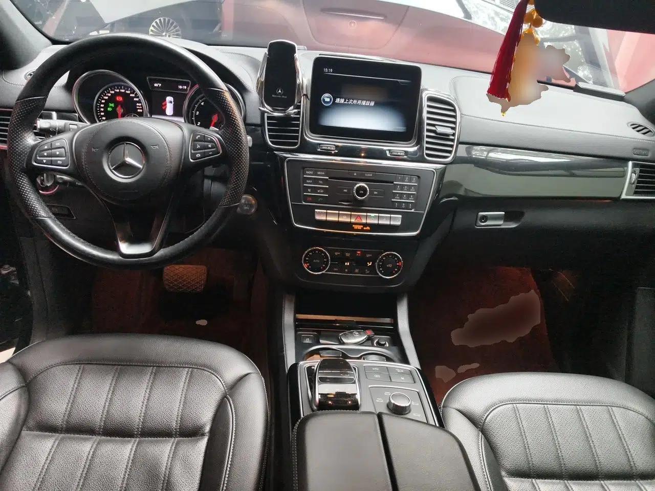Mercedes-Benz GLS  — миниатюра 10