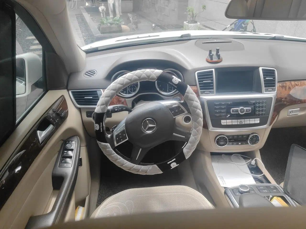 Mercedes-Benz M-Class 2012 ML 350 Sport Edition — миниатюра 11