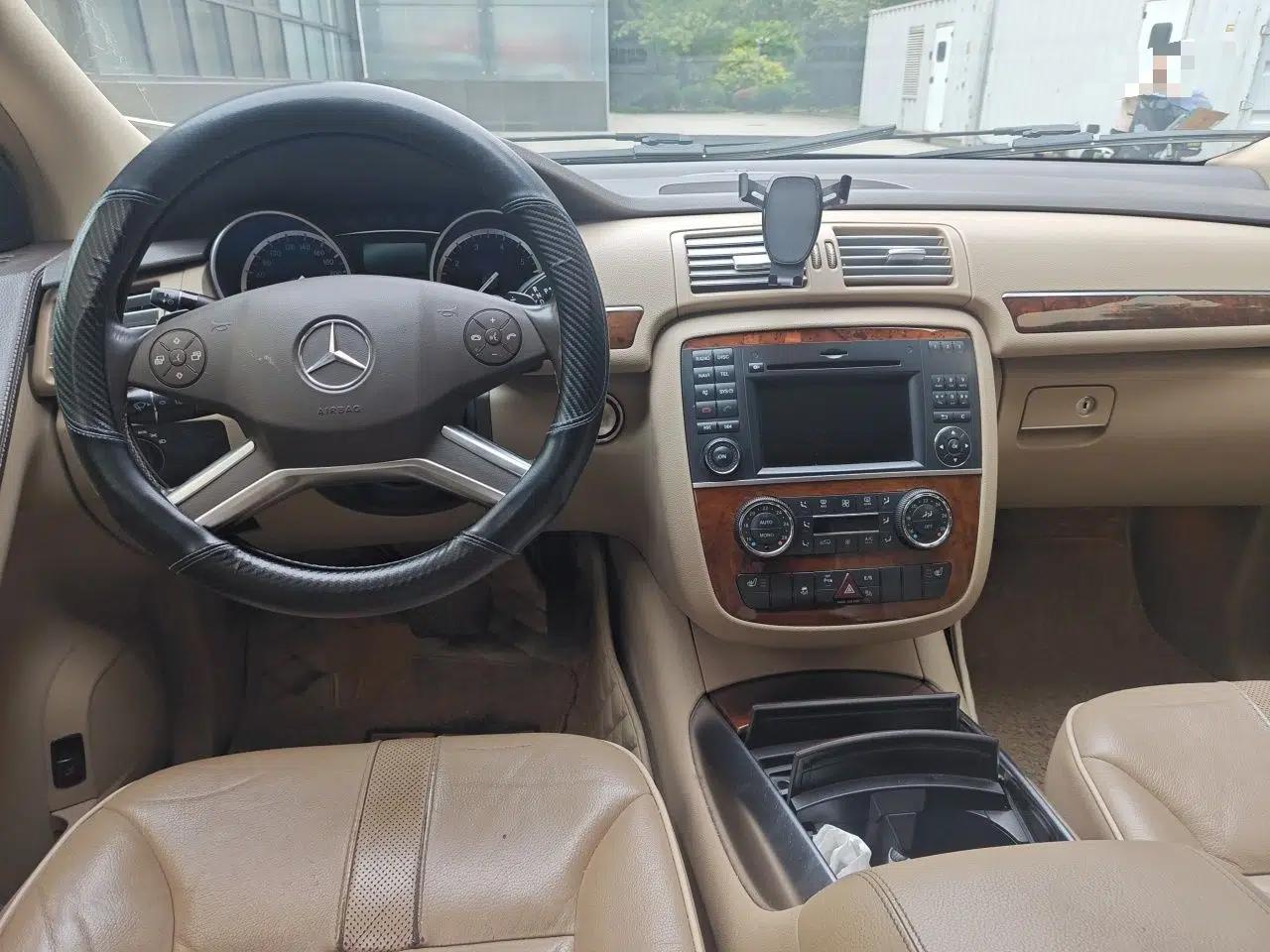 Mercedes-Benz R-Class 2011 R 350 L 4MATIC — миниатюра 10
