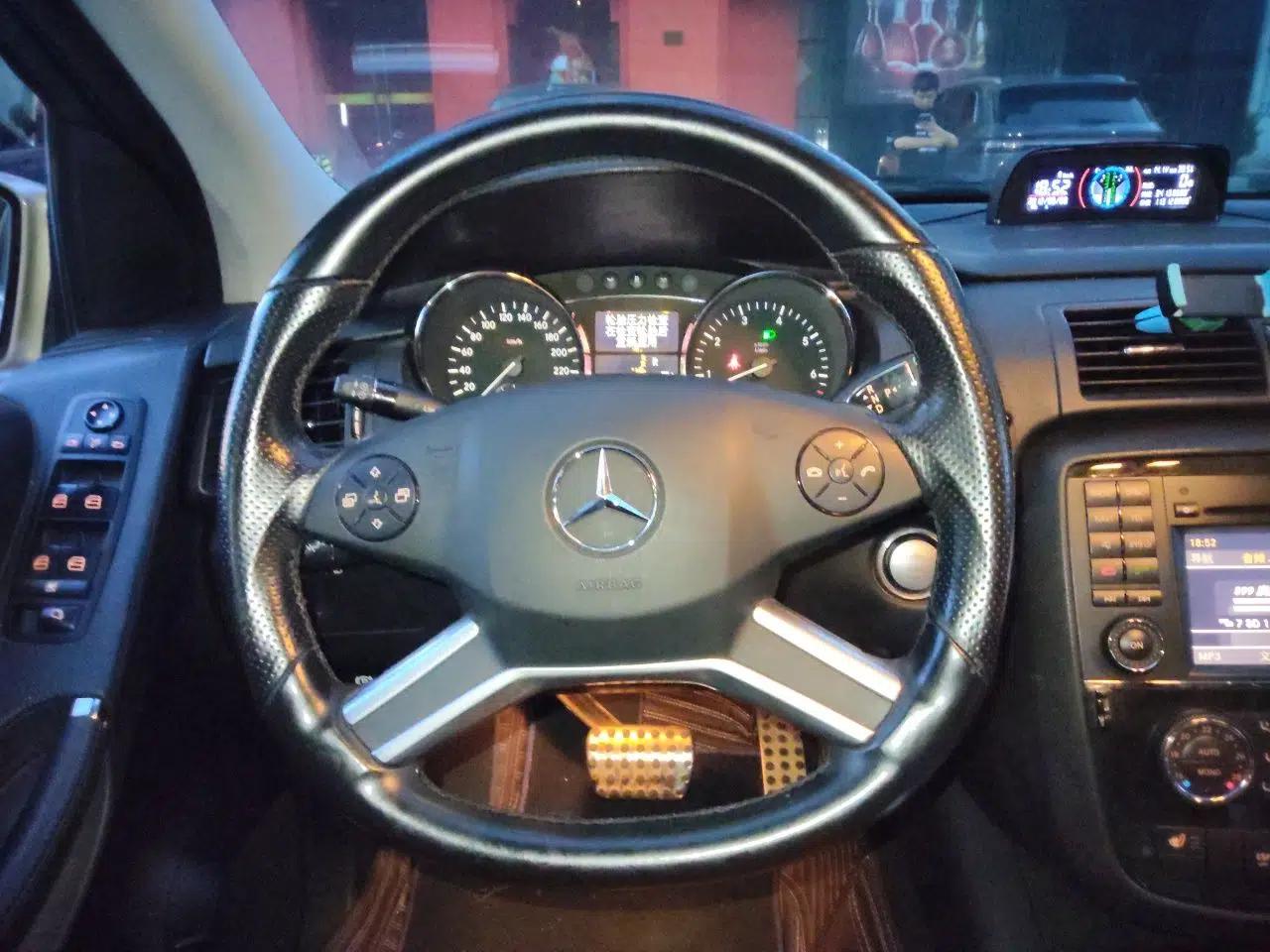 Mercedes-Benz R-Class 2010 R 350 L 4MATIC Grand Edition — миниатюра 11