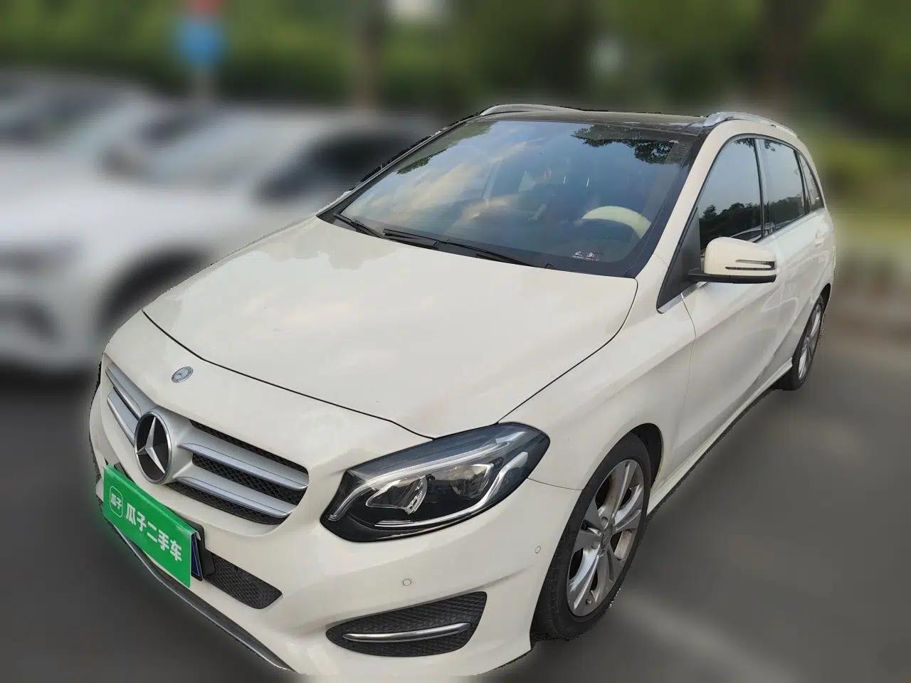 Mercedes-Benz B-Class 2015 B 200 Fashion Model — миниатюра 1