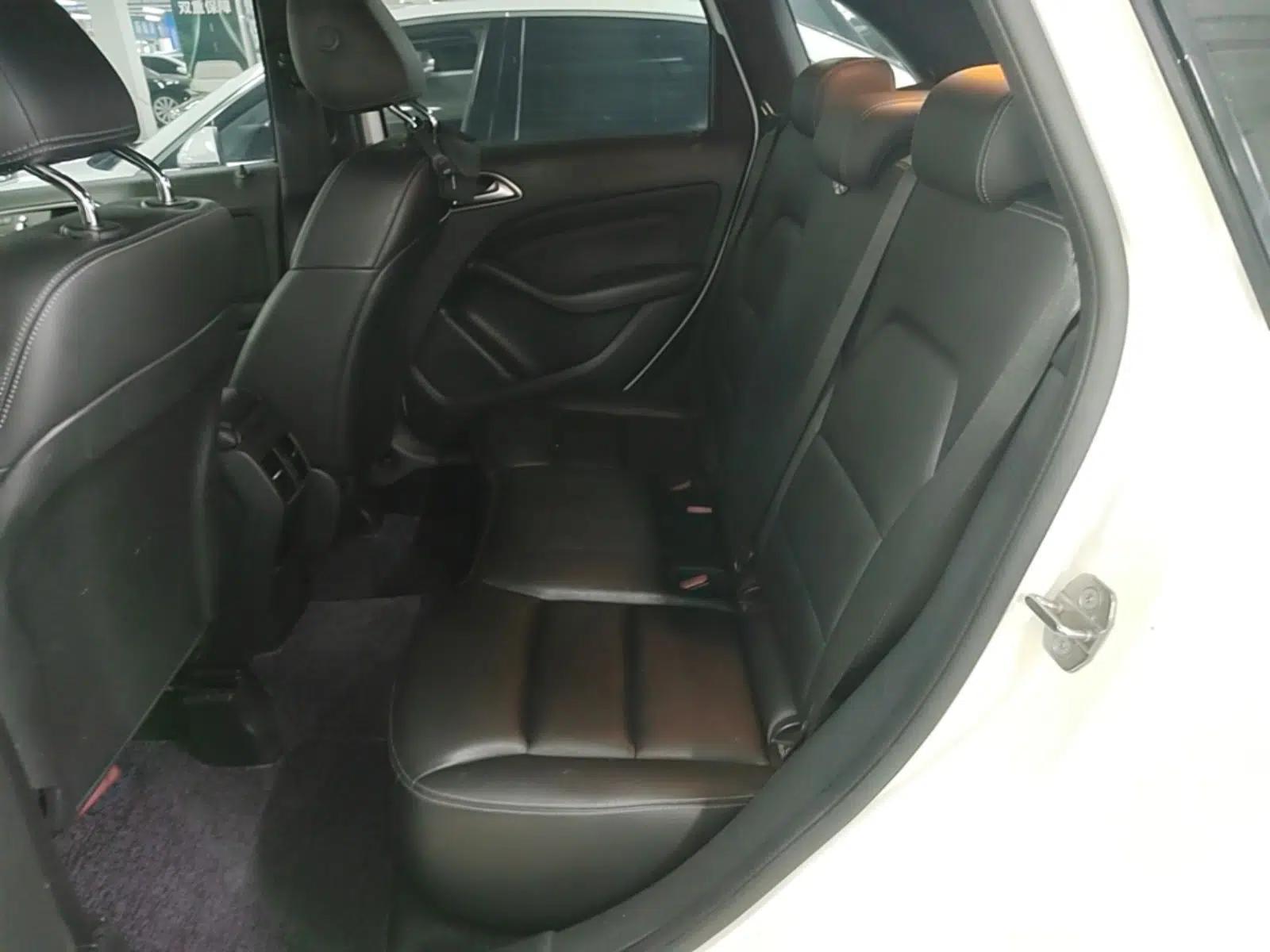 Mercedes-Benz B-Class 2018 B 200 Fashion Model — миниатюра 20