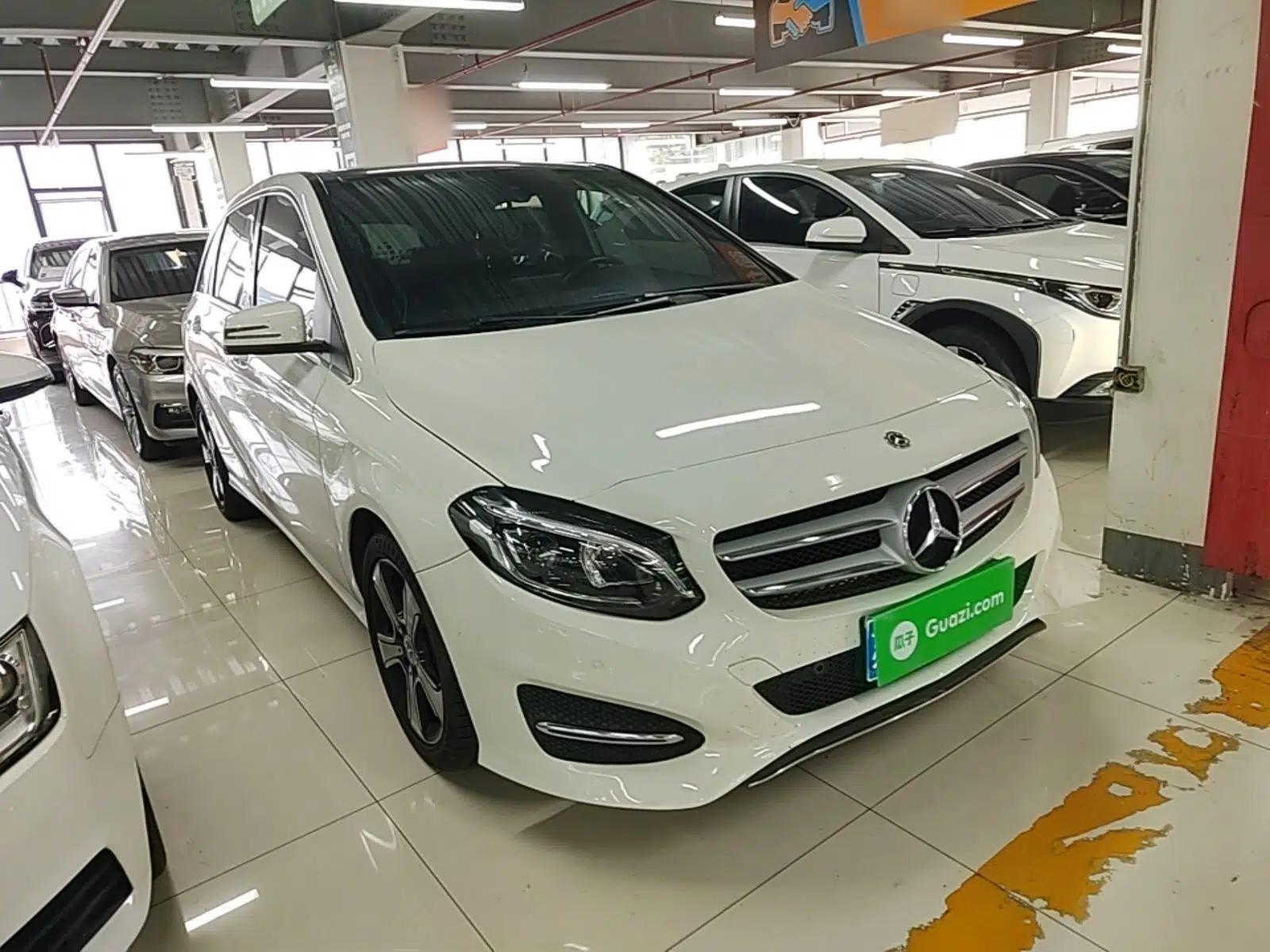 Mercedes-Benz B-Class 2018 B 200 Fashion Model — миниатюра 3