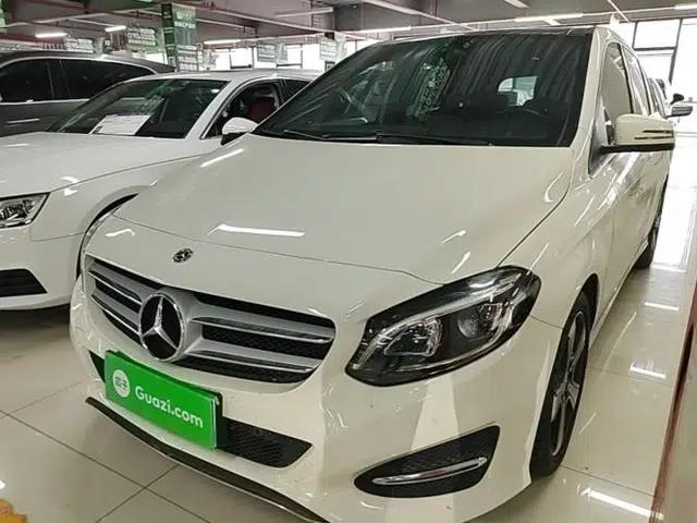 Mercedes-Benz B-Class 2018 B 200 Fashion Model
