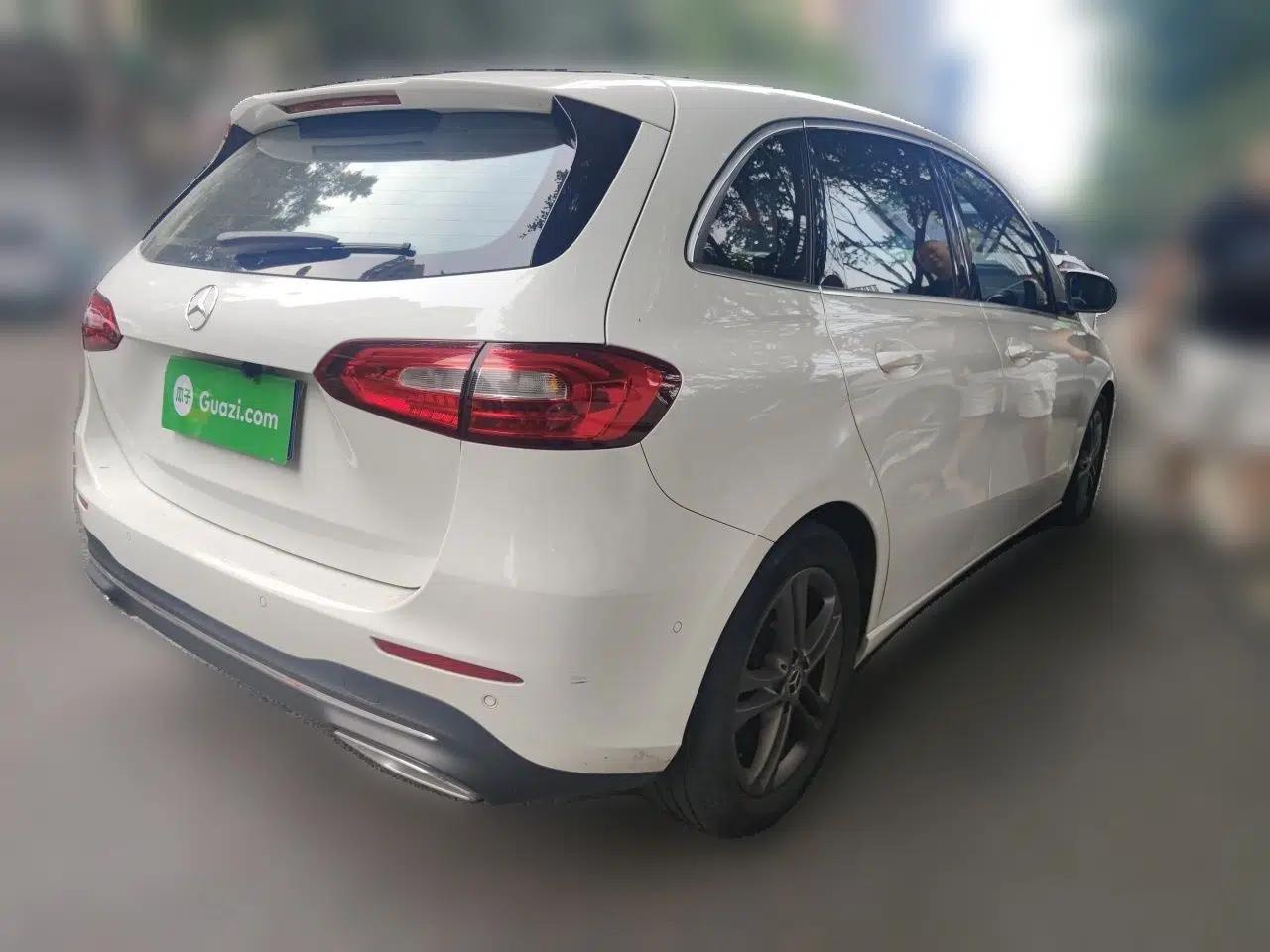 Mercedes-Benz B-Class 2020 B 180 — миниатюра 6