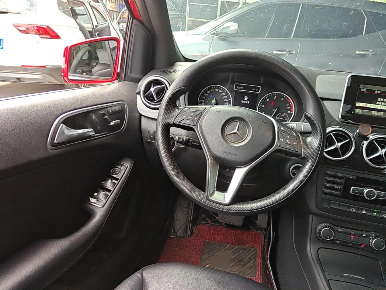 Mercedes-Benz B-Class 2012 B 180 — миниатюра 13