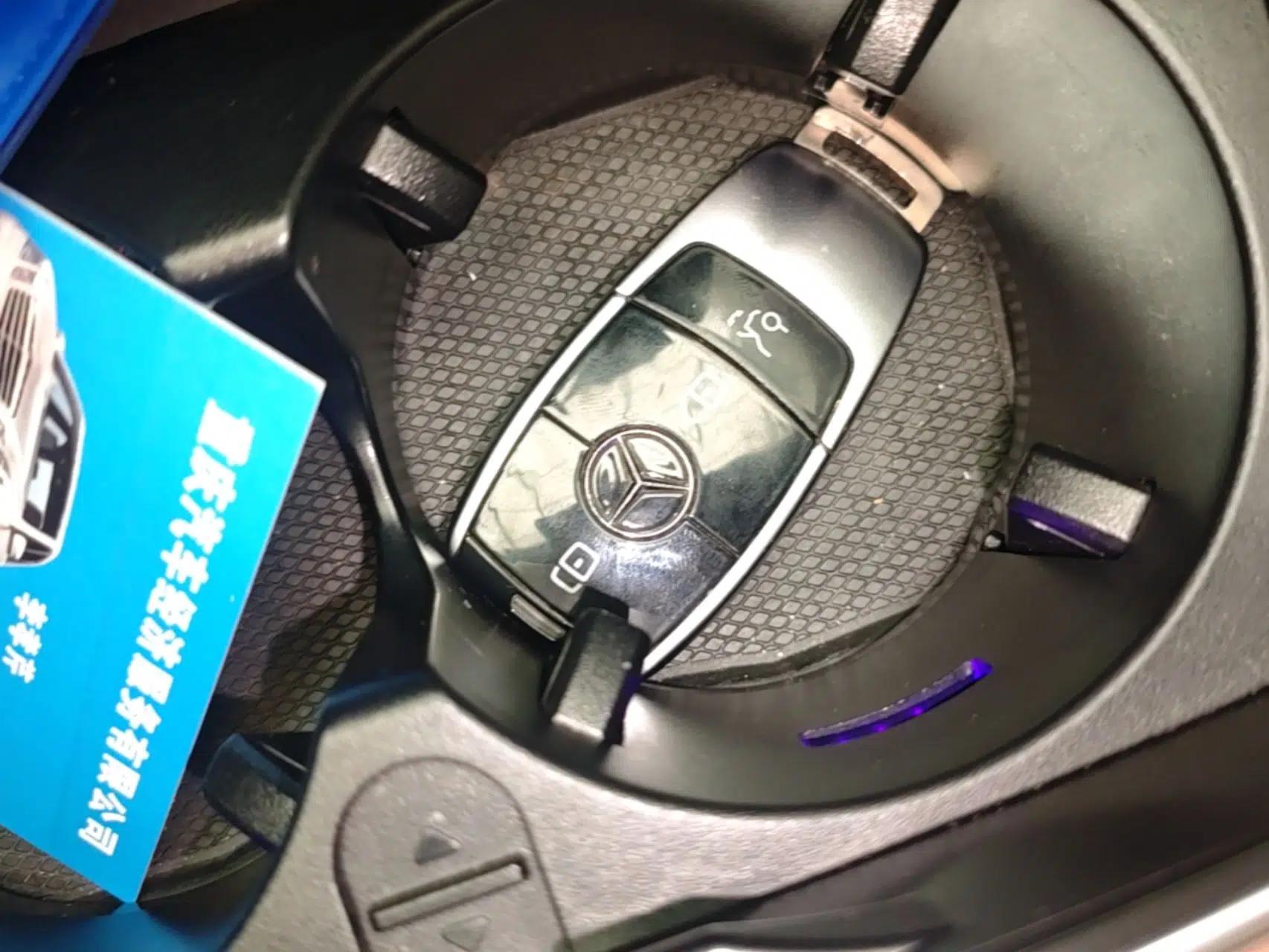 Mercedes-Benz E-Class New Energy 2023 E 350 e L Plug-in Hybrid Sedan — миниатюра 12