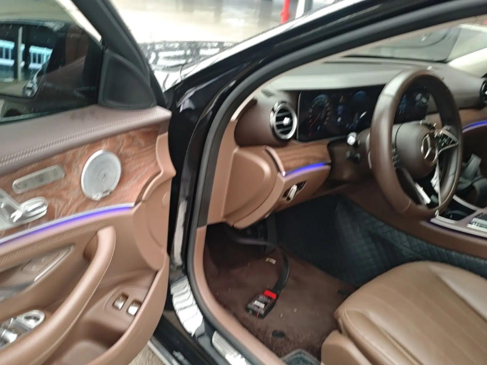 Mercedes-Benz E-Class New Energy 2023 E 350 e L Plug-in Hybrid Sedan — миниатюра 19