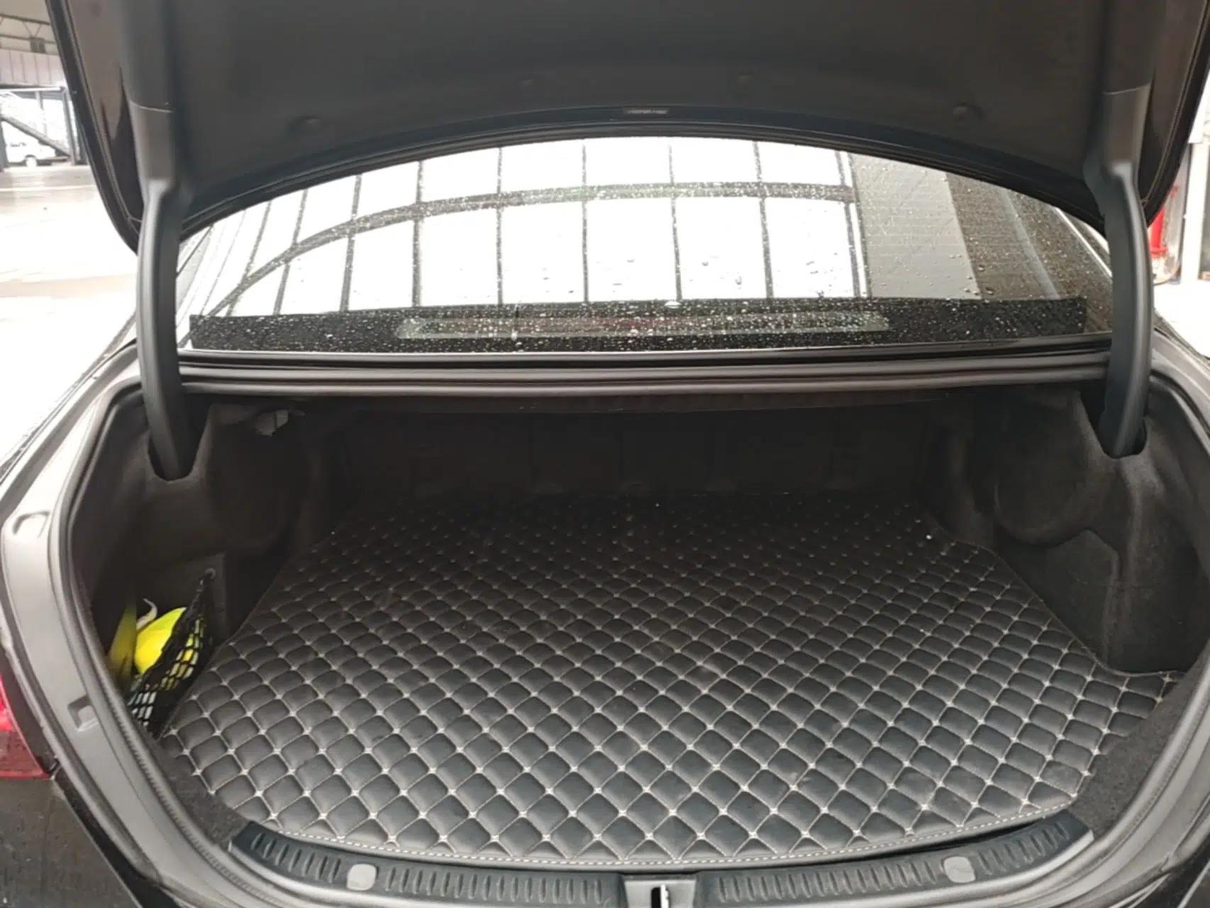 Mercedes-Benz E-Class New Energy 2023 E 350 e L Plug-in Hybrid Sedan — миниатюра 22