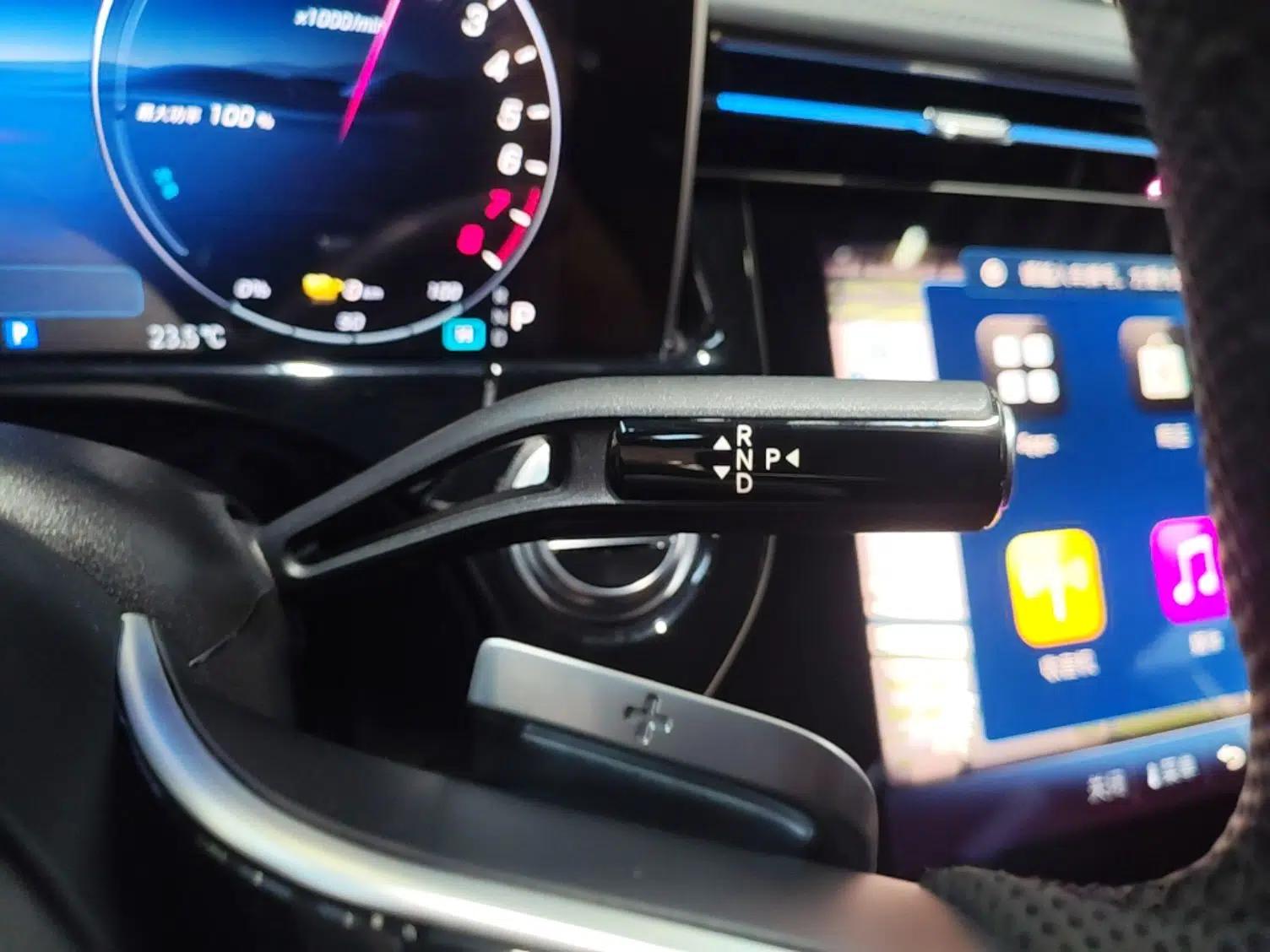 Mercedes-Benz E-Class New Energy 2024 E 350 e L Plug-in Hybrid Sedan — миниатюра 16