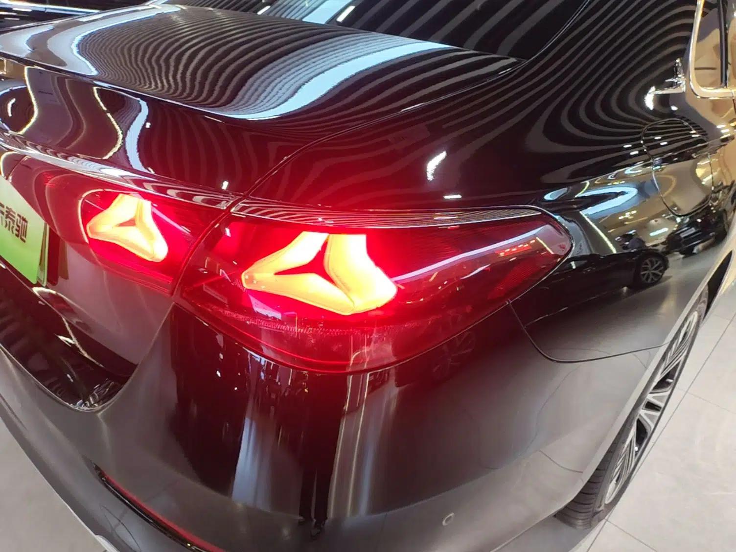 Mercedes-Benz E-Class New Energy 2024 E 350 e L Plug-in Hybrid Sedan — миниатюра 8