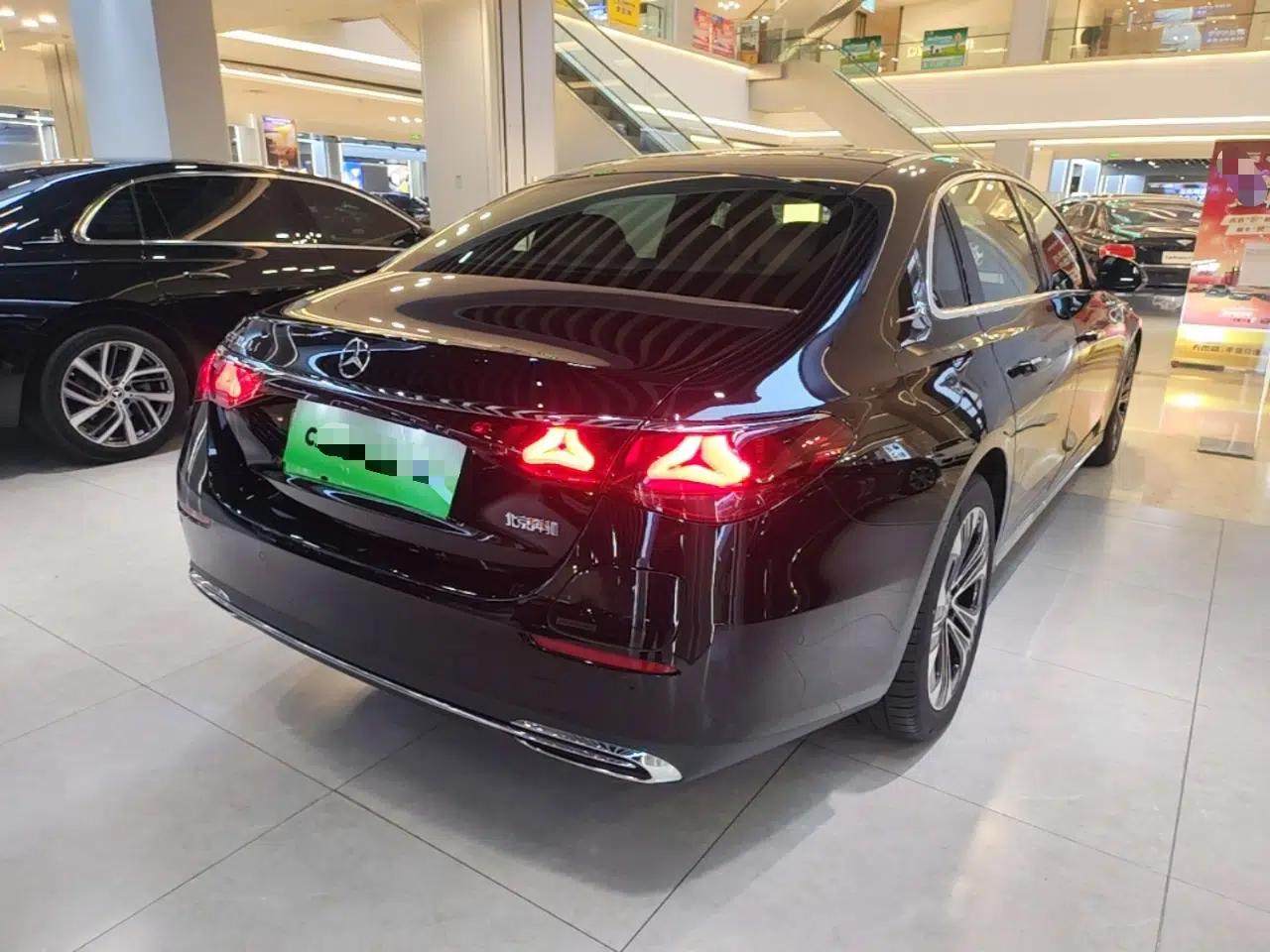 Mercedes-Benz E-Class New Energy 2024 E 350 e L Plug-in Hybrid Sedan — миниатюра 4