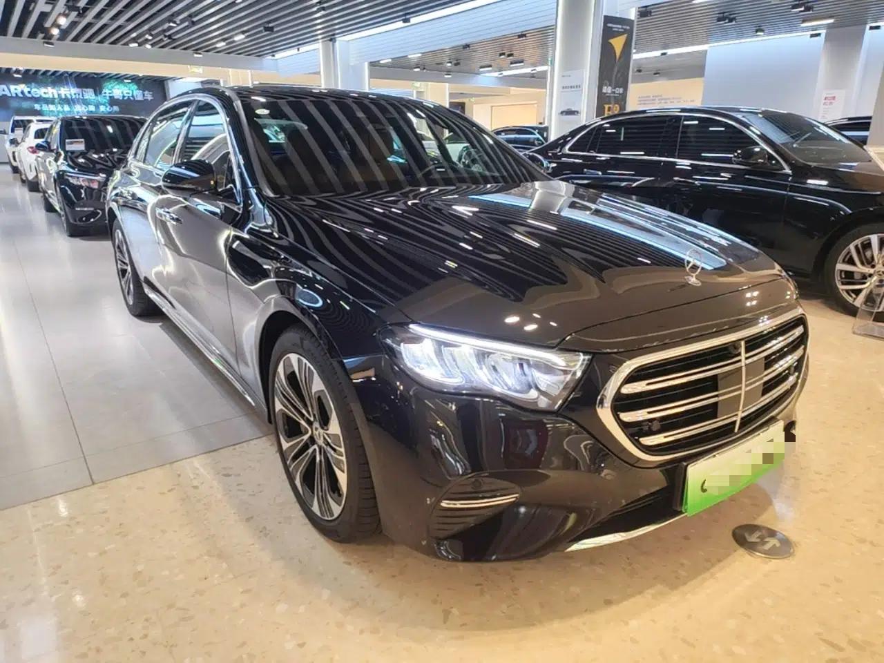 Mercedes-Benz E-Class New Energy 2024 E 350 e L Plug-in Hybrid Sedan — миниатюра 6