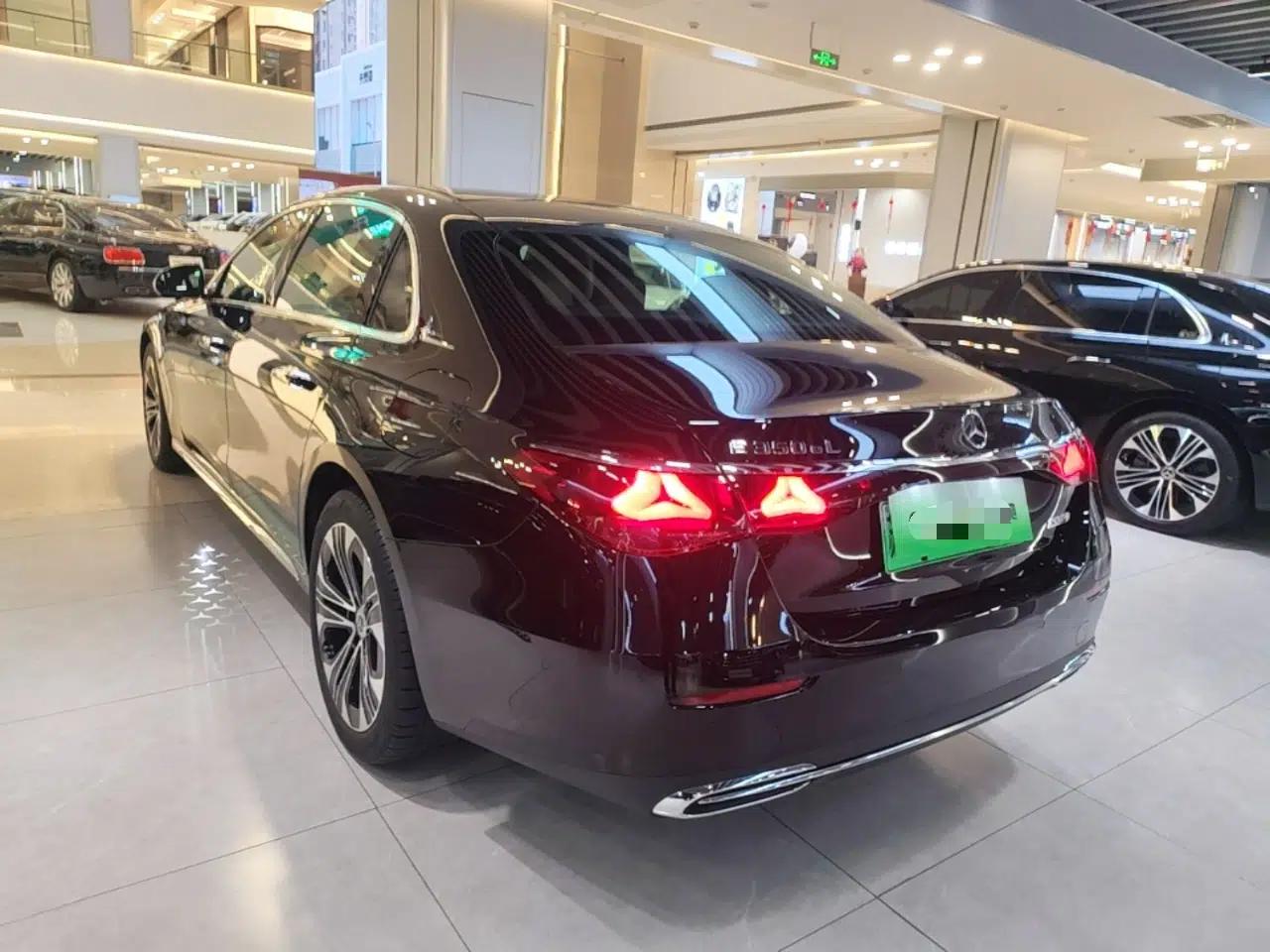 Mercedes-Benz E-Class New Energy 2024 E 350 e L Plug-in Hybrid Sedan — миниатюра 7