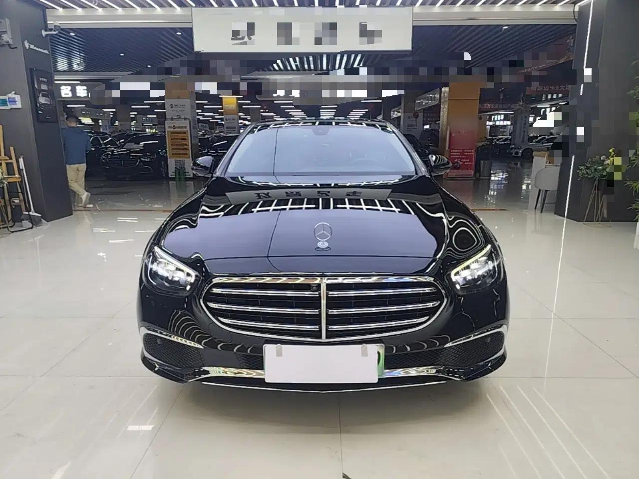Mercedes-Benz E-Class New Energy 2022 Restyled E 350 e L Plug-in Hybrid Sedan — миниатюра 2
