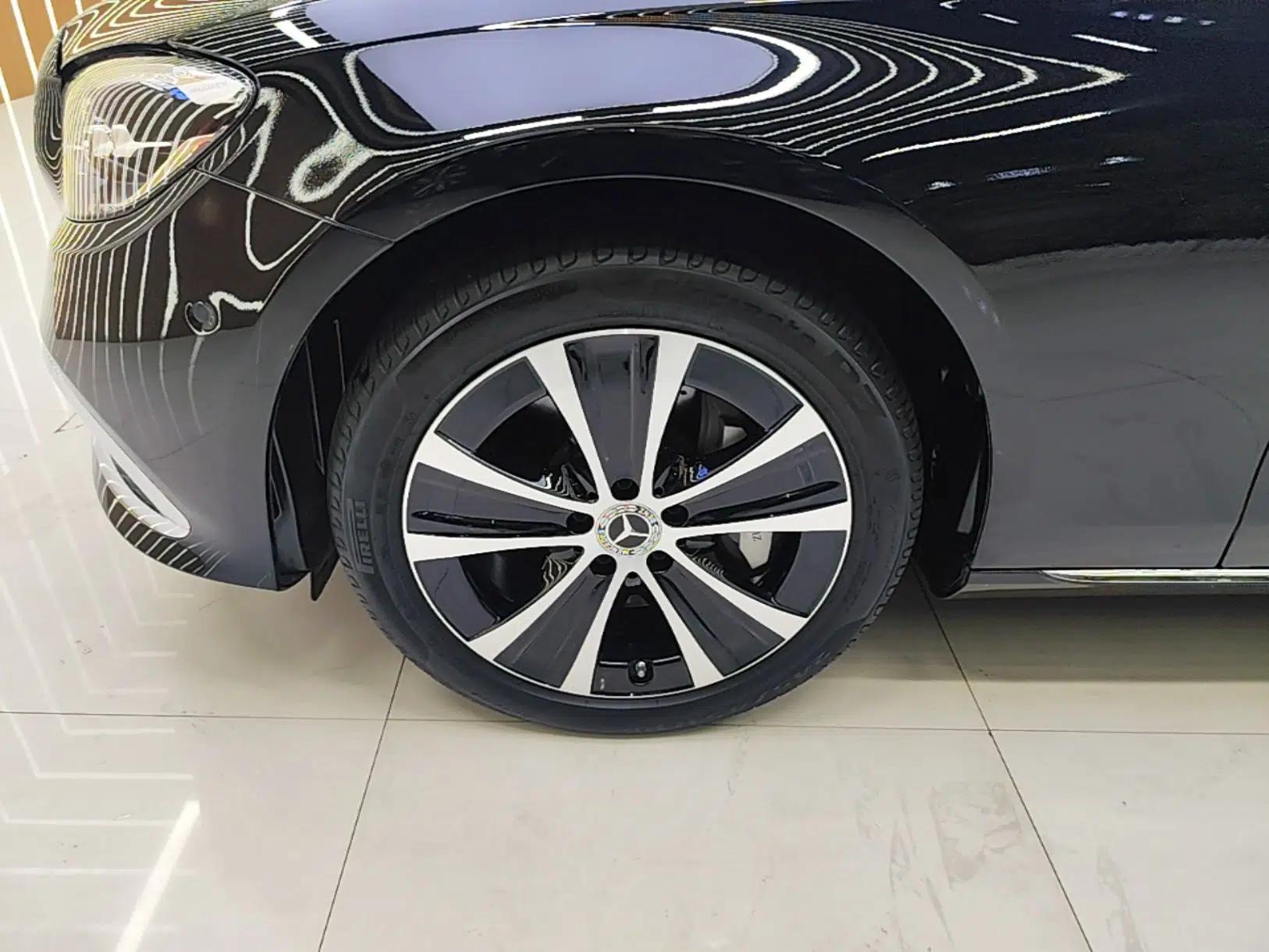 Mercedes-Benz E-Class New Energy 2022 Restyled E 350 e L Plug-in Hybrid Sedan — миниатюра 8