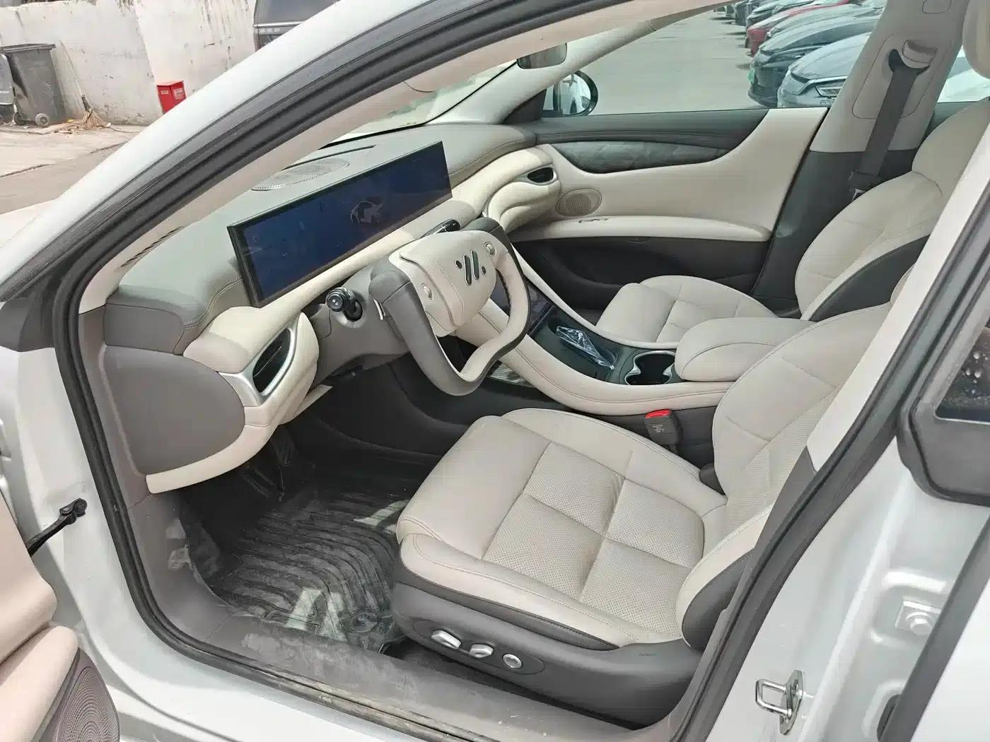 Zhiji L6 2024 Max Standard Edition — миниатюра 4