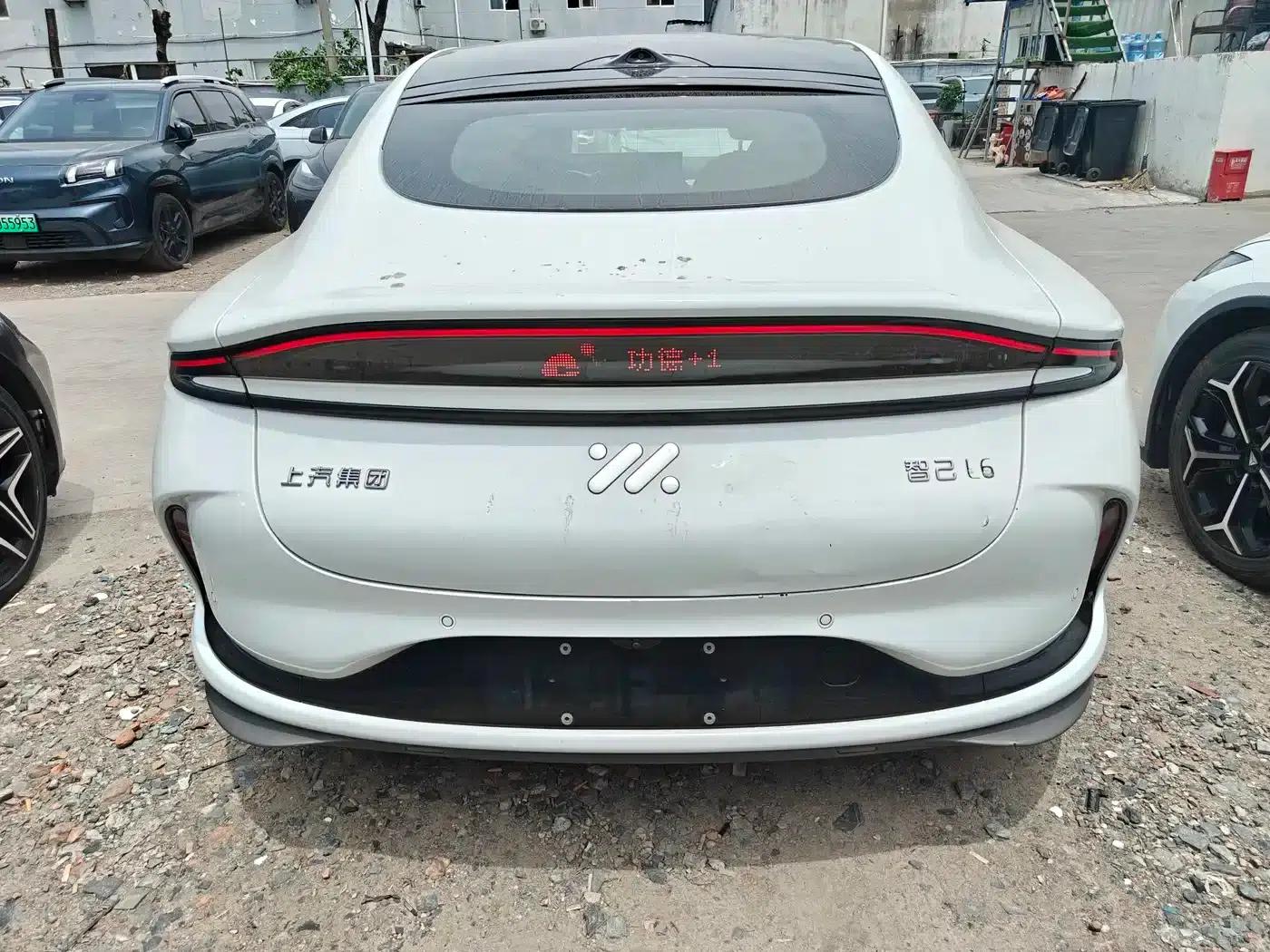 Zhiji L6 2024 Max Standard Edition — миниатюра 8