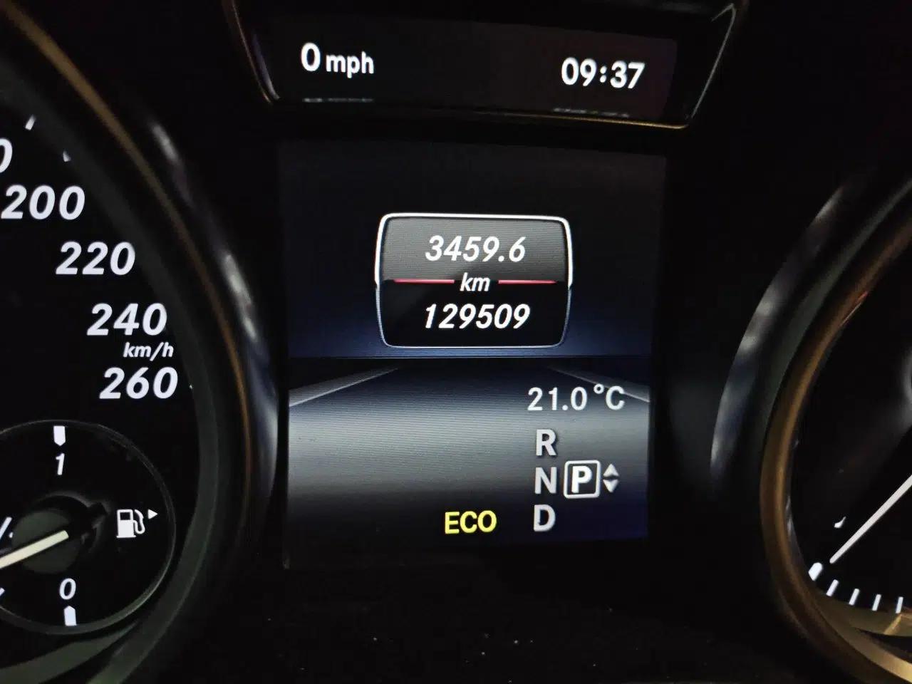 Mercedes-Benz GL-Class 2014 GL 400 4MATIC Dynamic Model — миниатюра 13