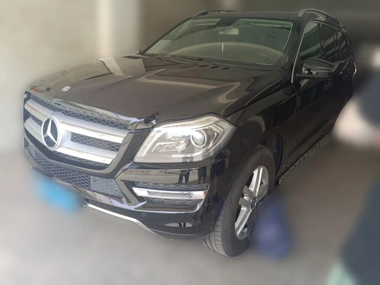 Mercedes-Benz GL-Class 2015 GL 400 4MATIC Dynamic Model — миниатюра 1