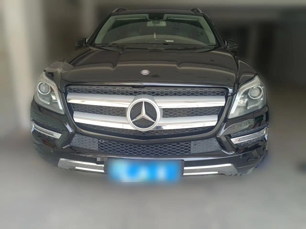 Mercedes-Benz GL-Class 2015 GL 400 4MATIC Dynamic Model — миниатюра 2