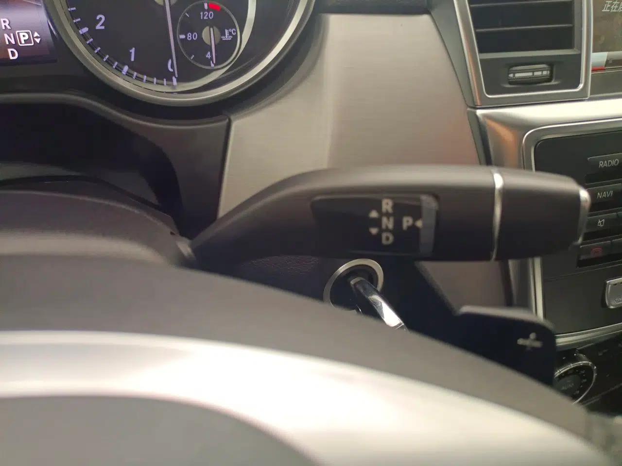 Mercedes-Benz GL-Class 2015 GL 400 4MATIC Dynamic Model — миниатюра 15