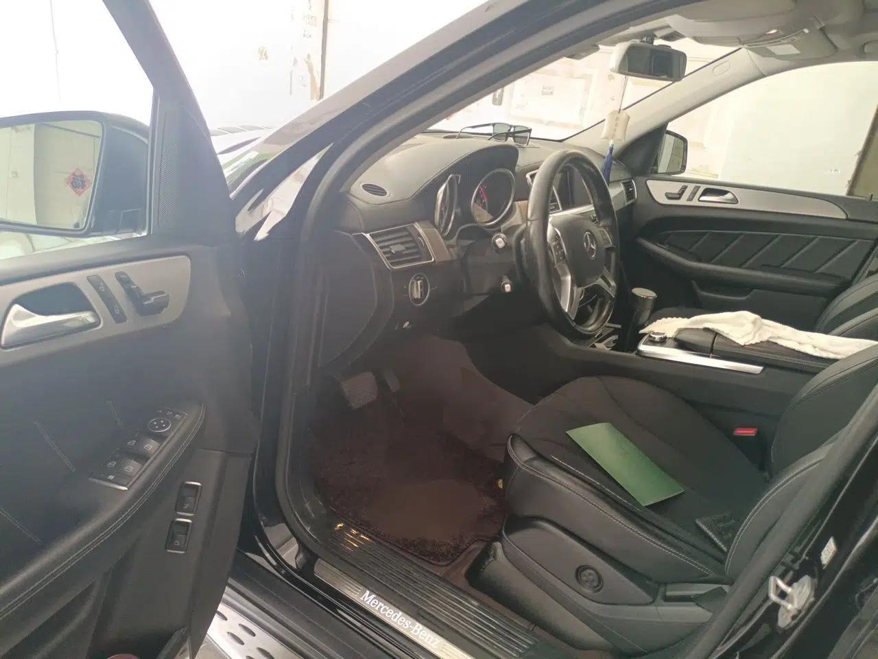 Mercedes-Benz GL-Class 2015 GL 400 4MATIC Dynamic Model — миниатюра 17