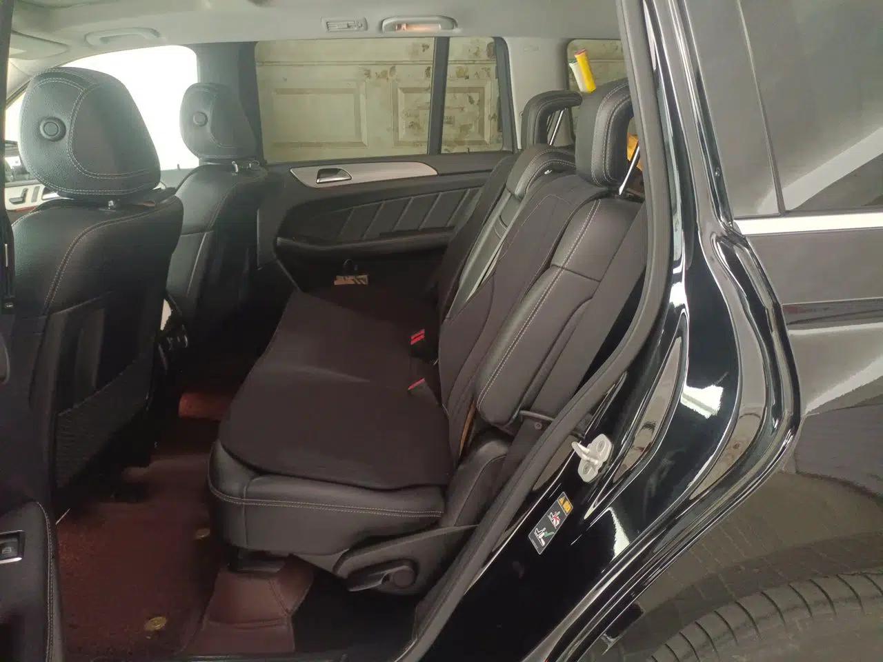 Mercedes-Benz GL-Class 2015 GL 400 4MATIC Dynamic Model — миниатюра 18