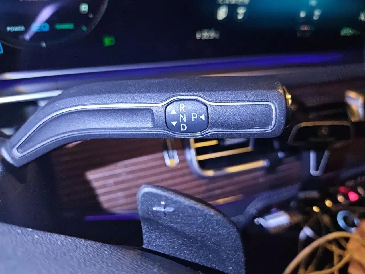 Mercedes-Benz Maybach GLS 2021 GLS 600 4MATIC Celebration Edition — миниатюра 15