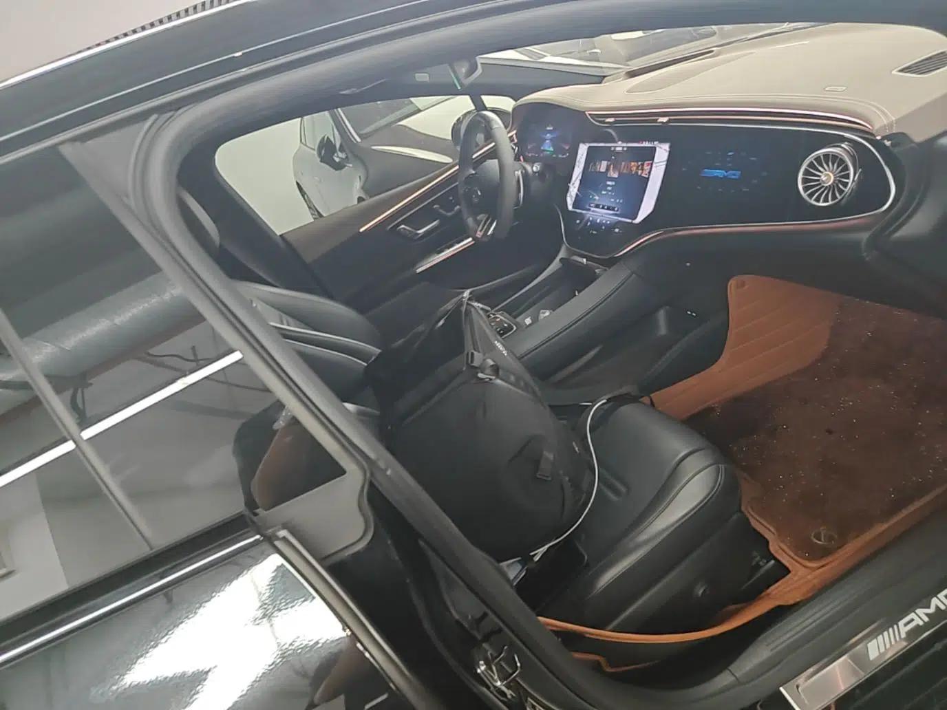 Mercedes-Benz EQE 2022 350 Pioneer Edition — миниатюра 23