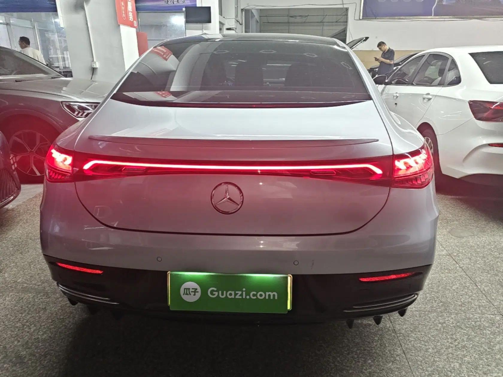 Mercedes-Benz EQE 2022 350 Pioneer Edition — миниатюра 5