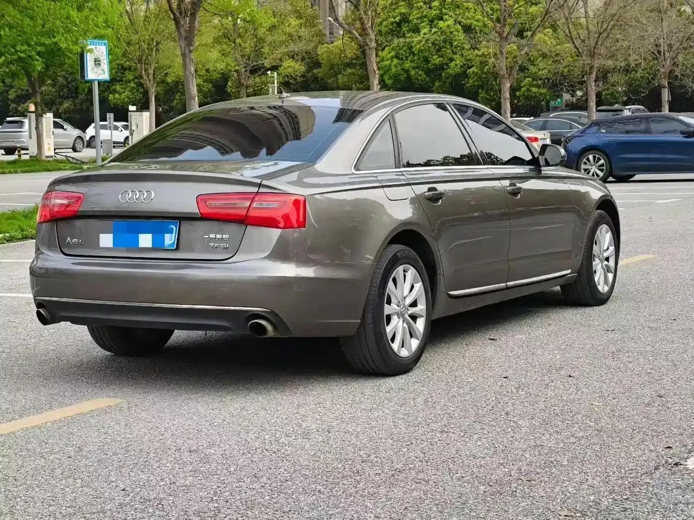 Audi A6L 2014 TFSI Standard Edition — миниатюра 8