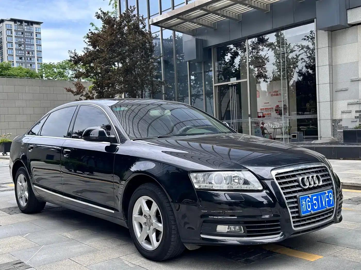 Audi A6L 2011 2.0 TFSI Automatic Standard Edition — миниатюра 3