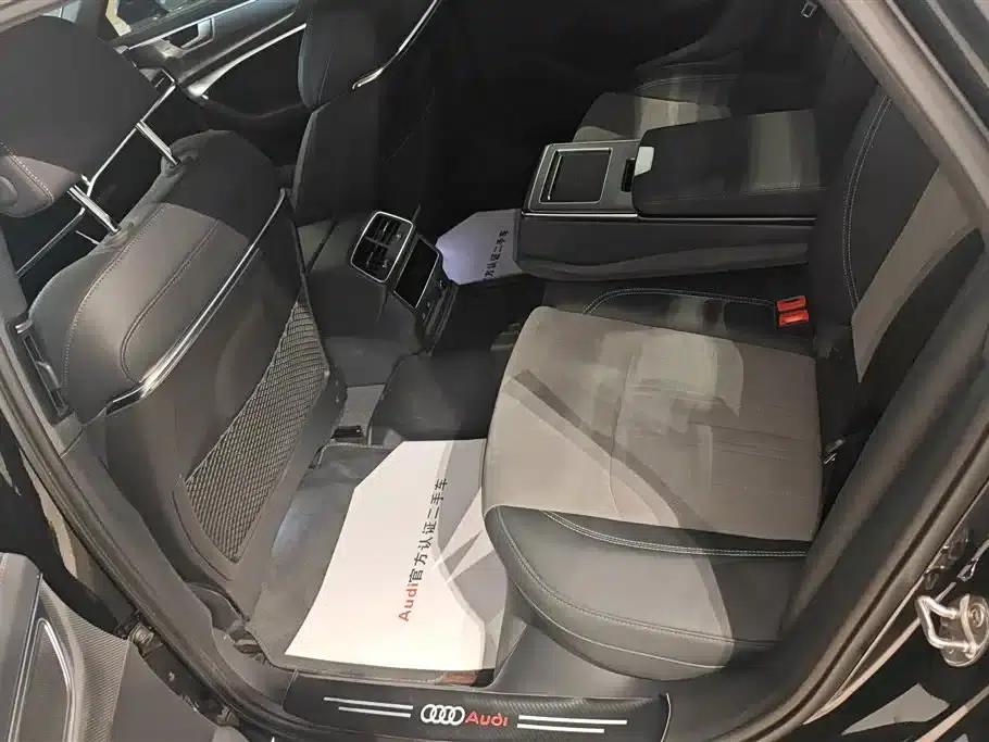 Audi A6L 2024 45 TFSI Premium Dynamic Edition — миниатюра 11