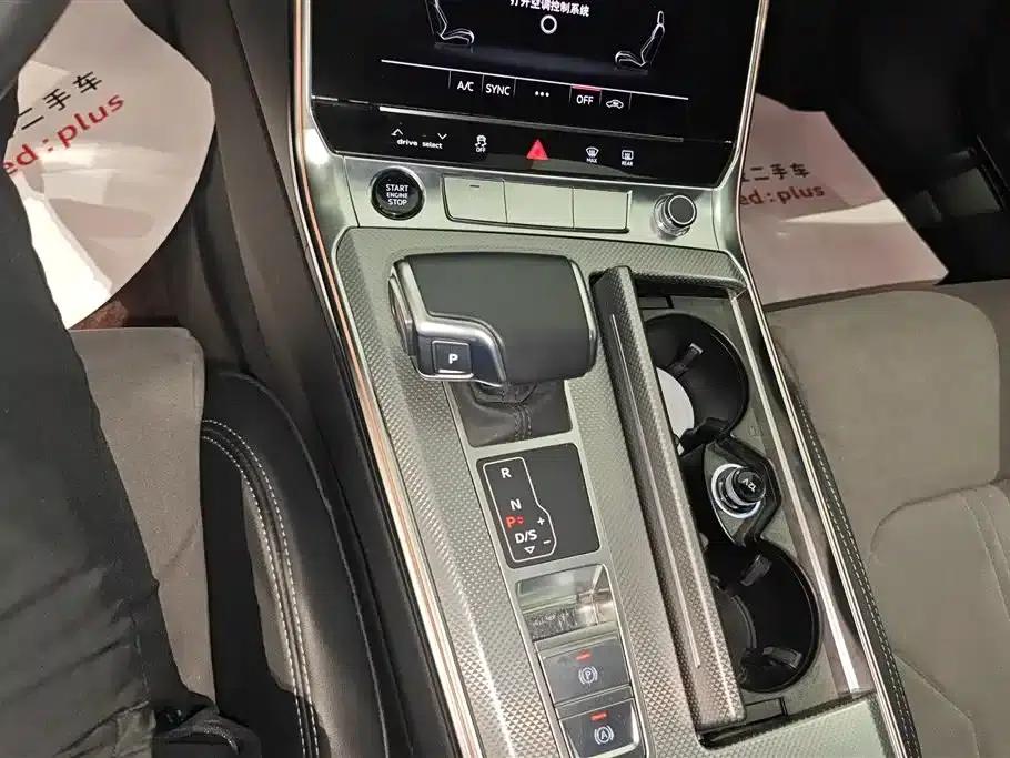 Audi A6L 2024 45 TFSI Premium Dynamic Edition — миниатюра 16