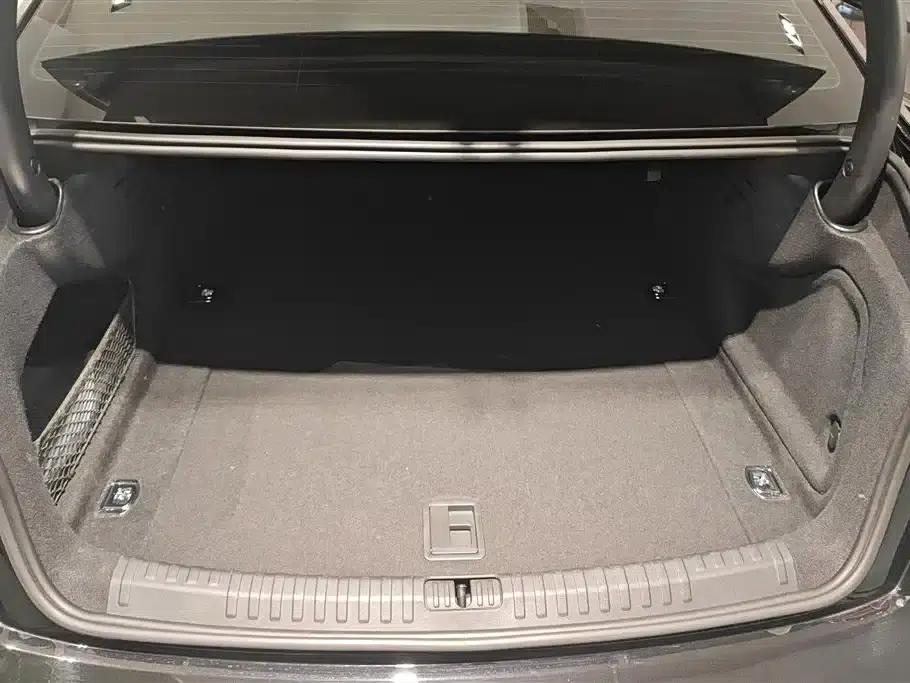 Audi A6L 2024 45 TFSI Premium Dynamic Edition — миниатюра 4