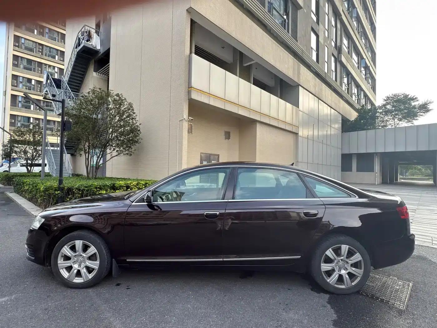 Audi A6L 2009 2.8 FSI Comfort & Entertainment Model — миниатюра 4