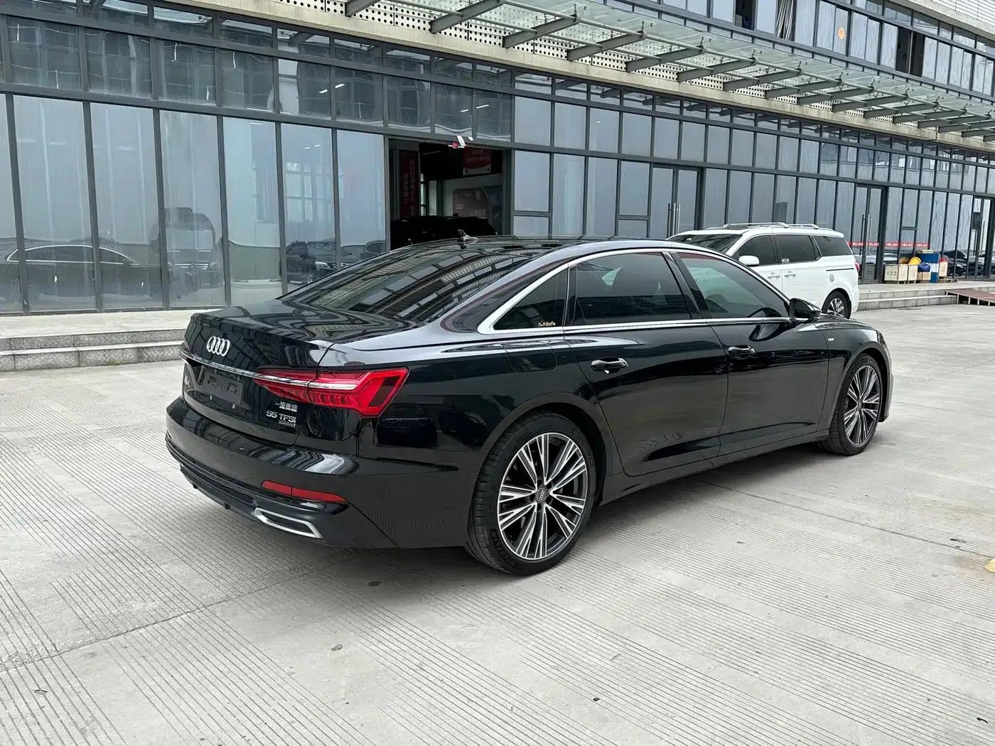 Audi A6L 2021 55 TFSI quattro Flagship Dynamic Edition — миниатюра 4