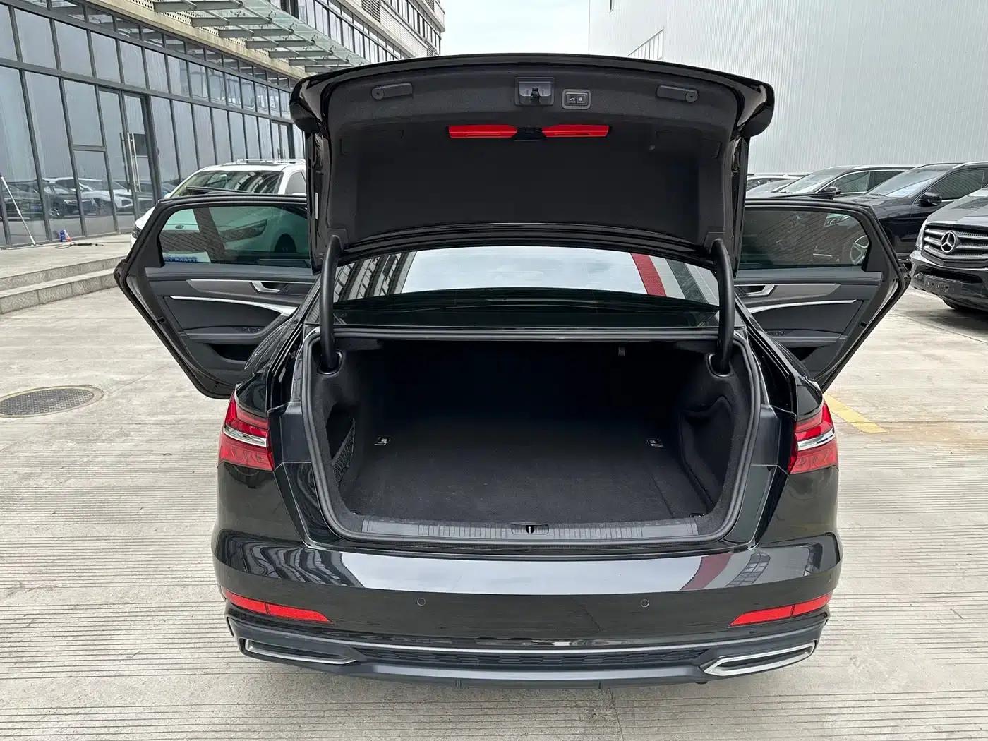 Audi A6L 2021 55 TFSI quattro Flagship Dynamic Edition — миниатюра 8