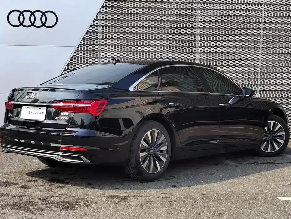 Audi A6L 2023 45 TFSI Premium Elegance — миниатюра 3