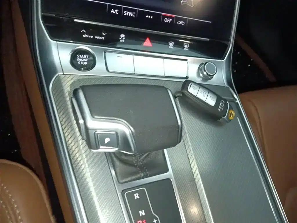 Audi A6L 2023 45 TFSI Premium Elegance — миниатюра 10