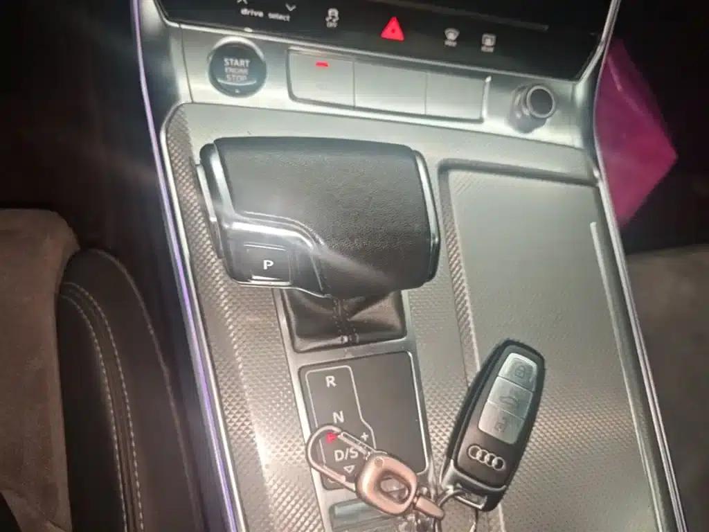 Audi A6L 2023 Facelift 40 TFSI Luxury Dynamic — миниатюра 14