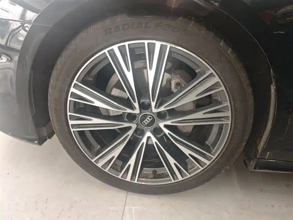 Audi A6L 2023 Facelift 40 TFSI Luxury Dynamic — миниатюра 23