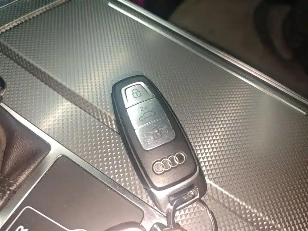 Audi A6L 2023 Facelift 40 TFSI Luxury Dynamic — миниатюра 9