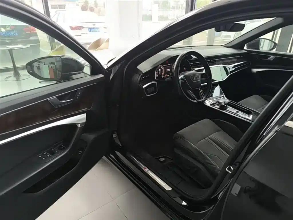 Audi A6L 2021 45 TFSI Premium Dynamic Edition — миниатюра 16