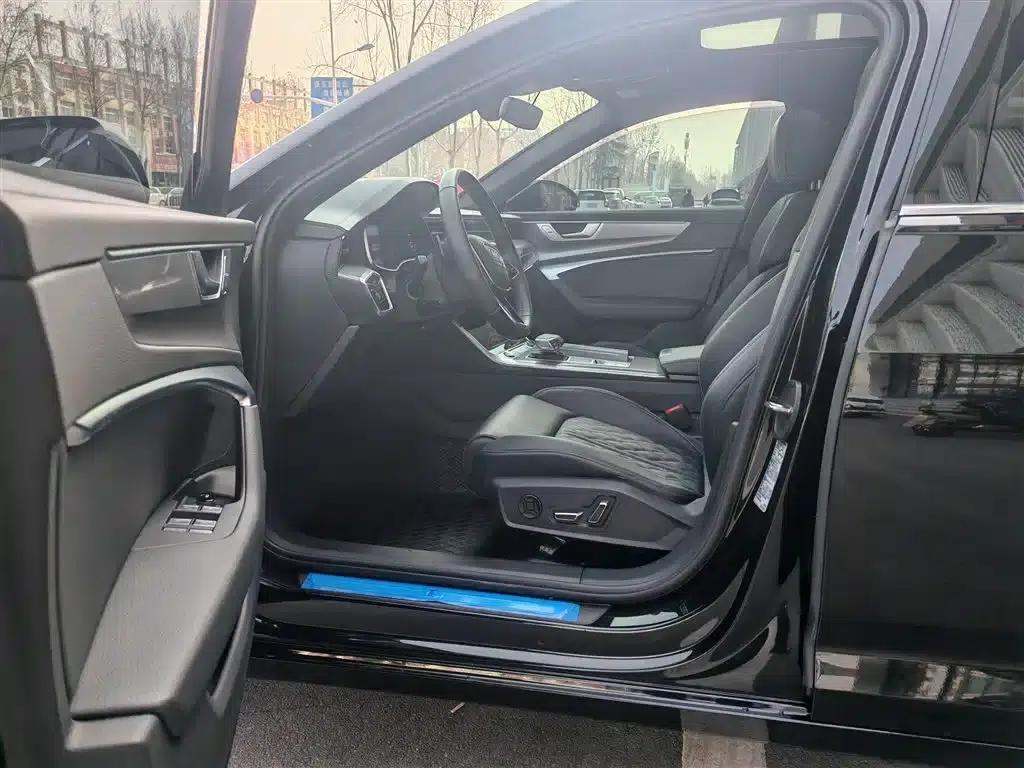 Audi A6L 2025 45 TFSI Premium Dynamic Edition — миниатюра 12