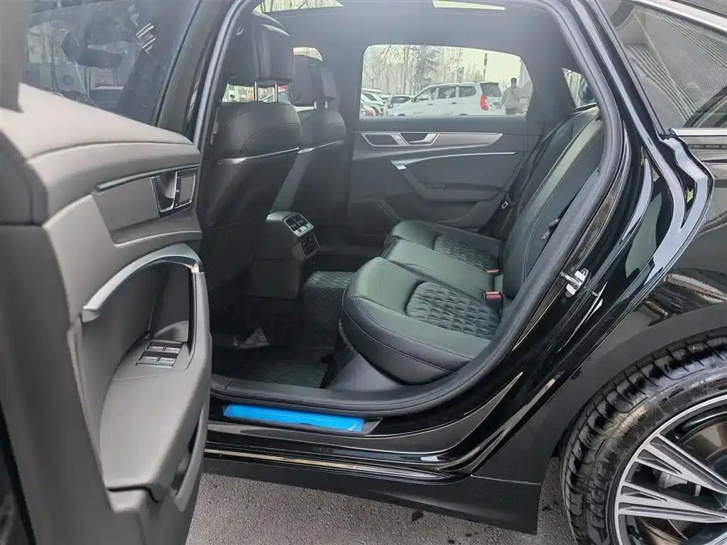 Audi A6L 2025 45 TFSI Premium Dynamic Edition — миниатюра 19